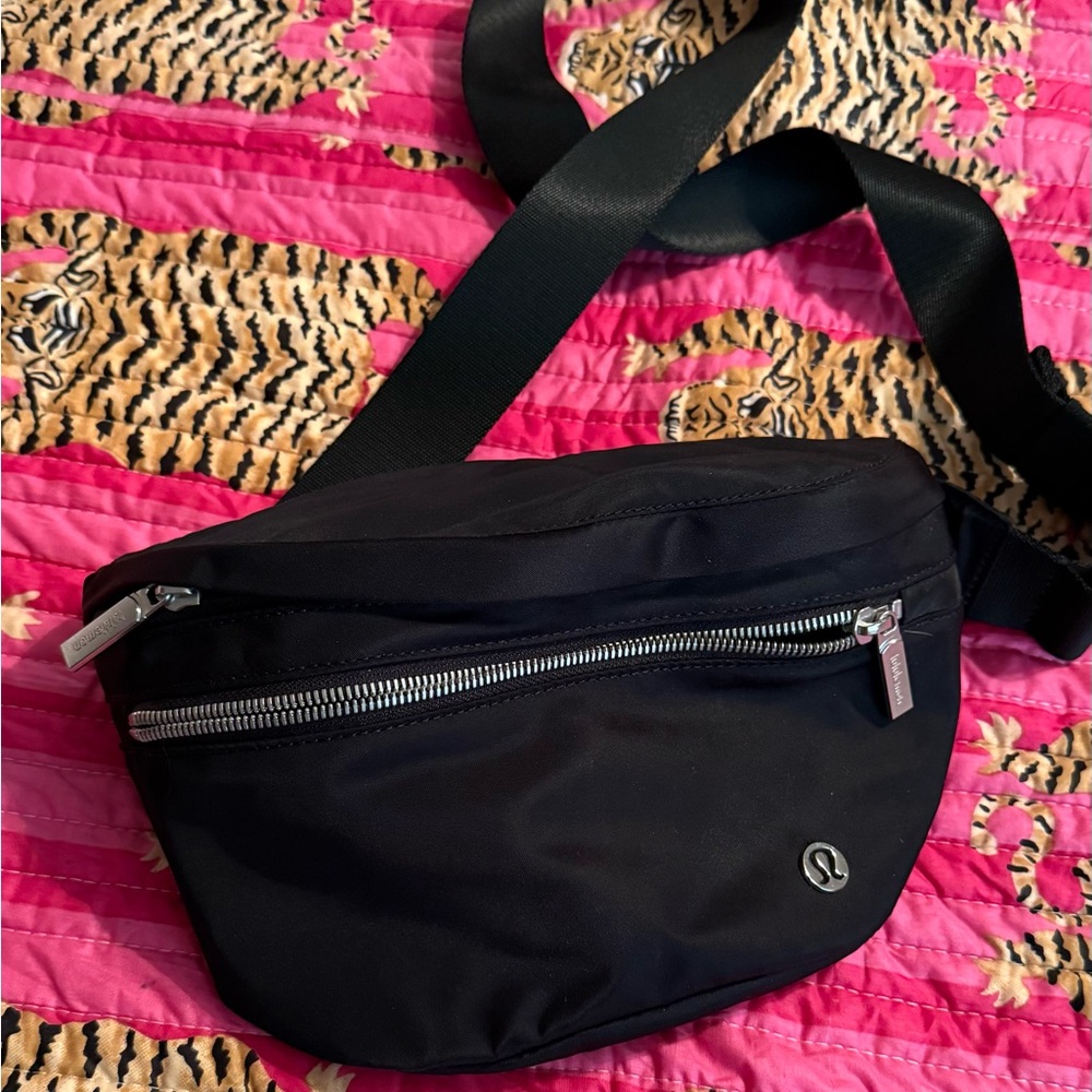 lululemon athletica Black Belt Bag
